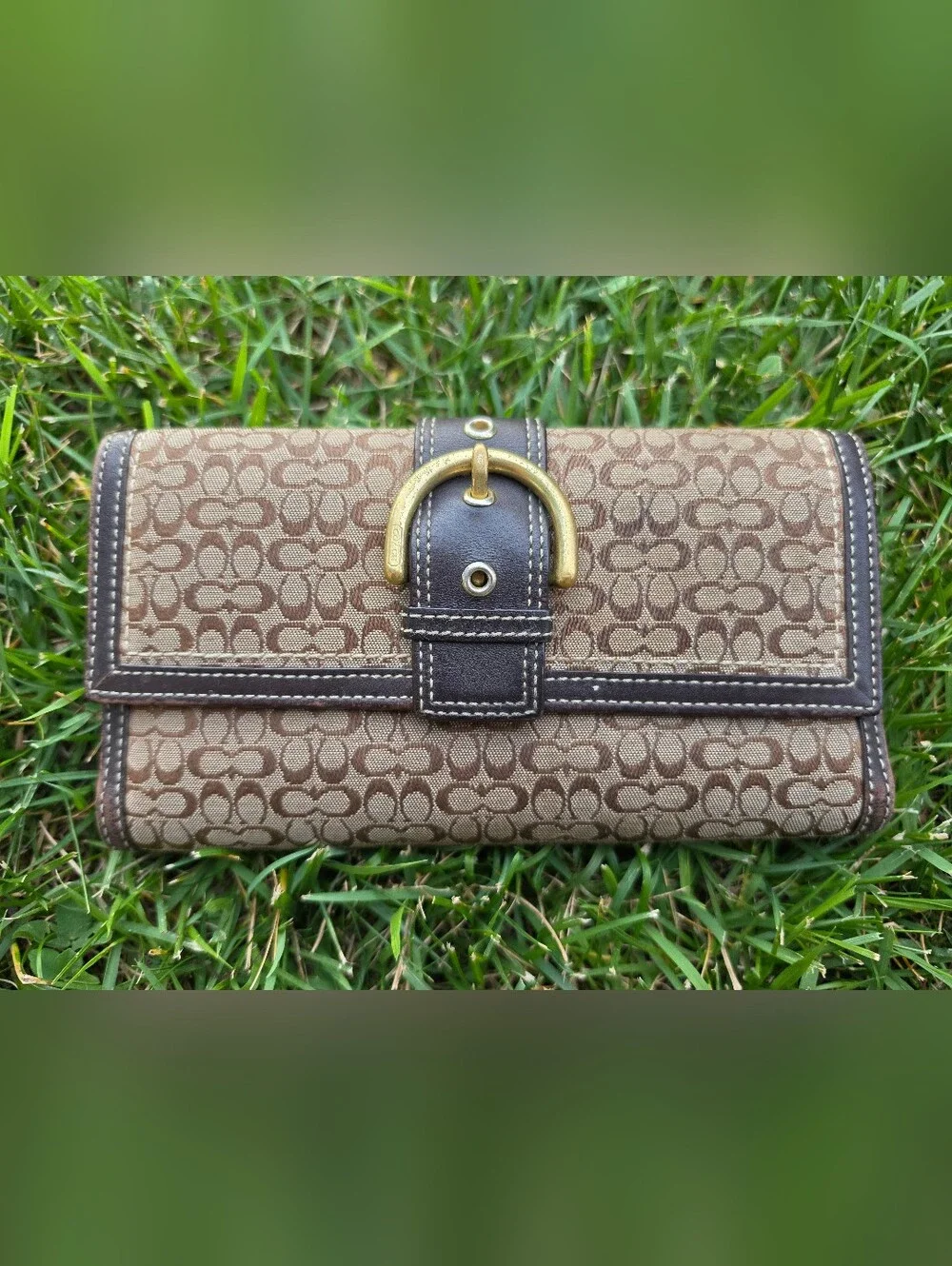 Coach Vintage Signature Soho Long Biflold Wallerlt With Checkbook Holder. GUC